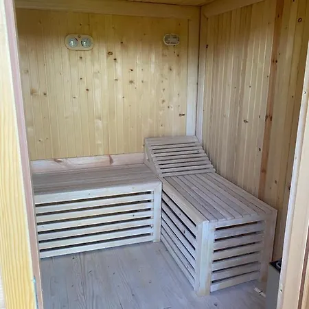 Luxerioese Mit Bergblick Donji Ljenobud