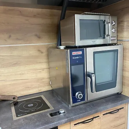 Vakantiehuis Luxerioese Mit Bergblick Donji Ljenobud