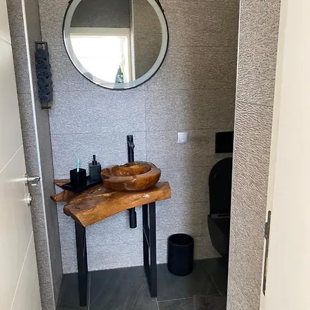 Vakantiehuis Luxerioese Mit Bergblick