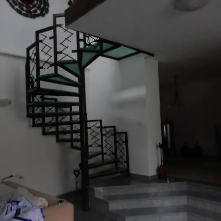 Luxerioese Mit Bergblick Vakantiehuis *