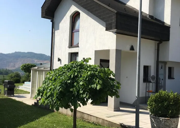 Luxerioese Mit Bergblick *