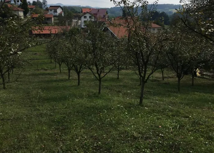 Luxerioese Mit Bergblick Donji Ljenobud