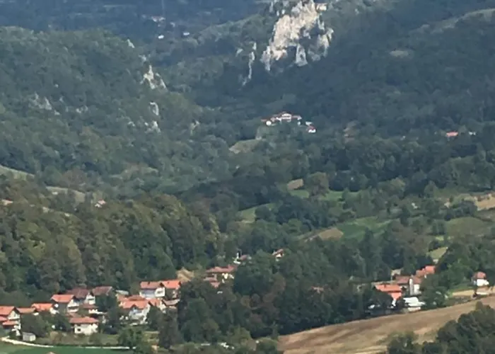 Luxerioese Mit Bergblick *