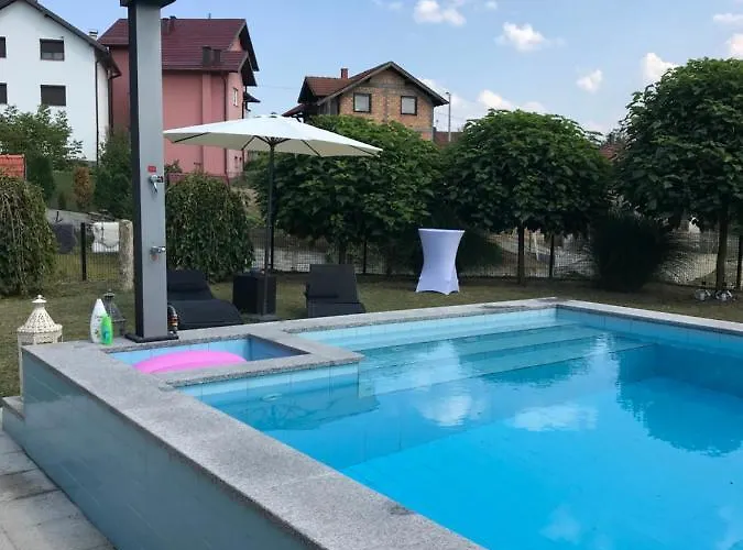 度假居 Luxerioese Mit Bergblick *