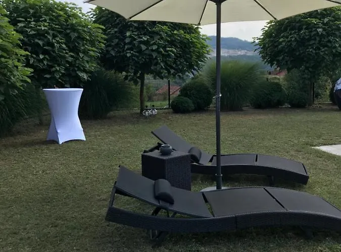 Luxerioese Mit Bergblick 度假居