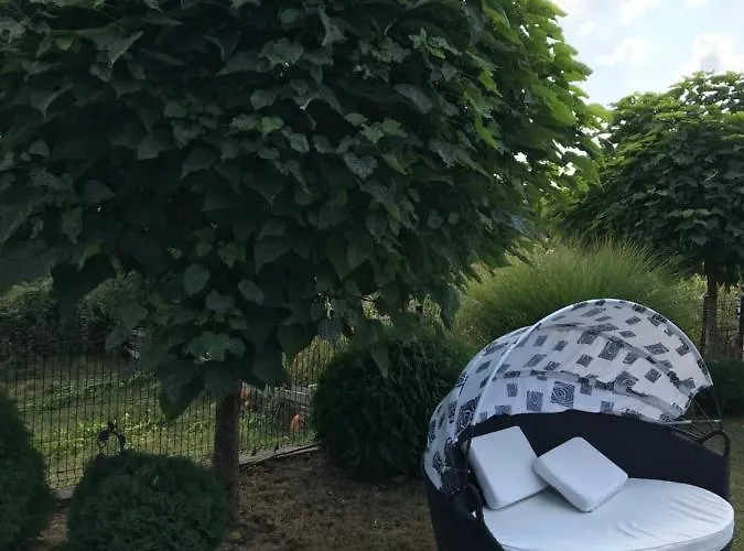 Luxerioese Mit Bergblick 度假居 Donji Ljenobud