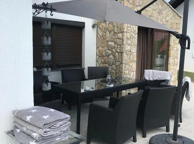 Luxerioese Mit Bergblick 度假居 *