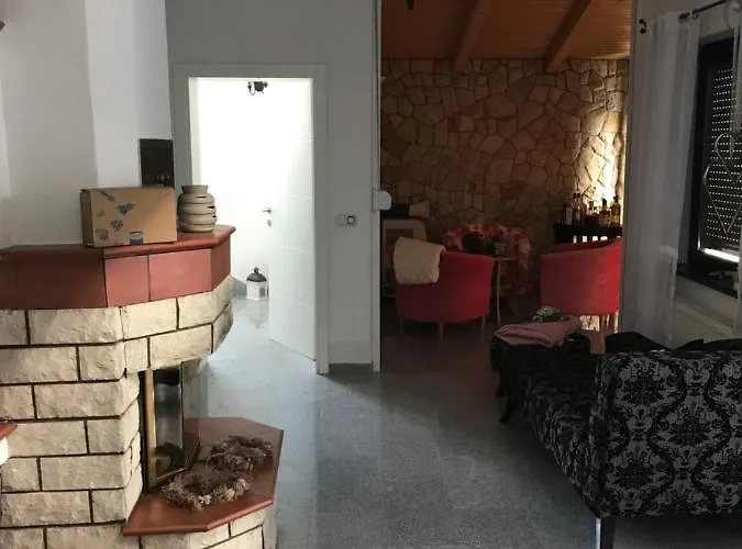 Luxerioese Mit Bergblick *