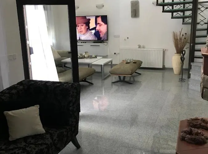 Luxerioese Mit Bergblick Donji Ljenobud